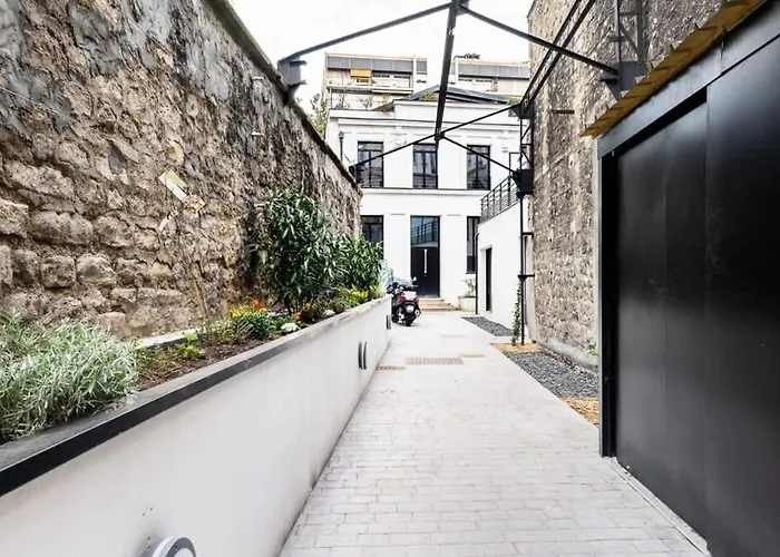 Bright & Renovated 3bd For 8 Guests In Le Marais! Paris