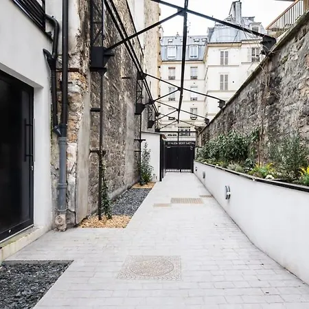 Bright & Renovated 3bd For 8 Guests In Le Marais! Daire